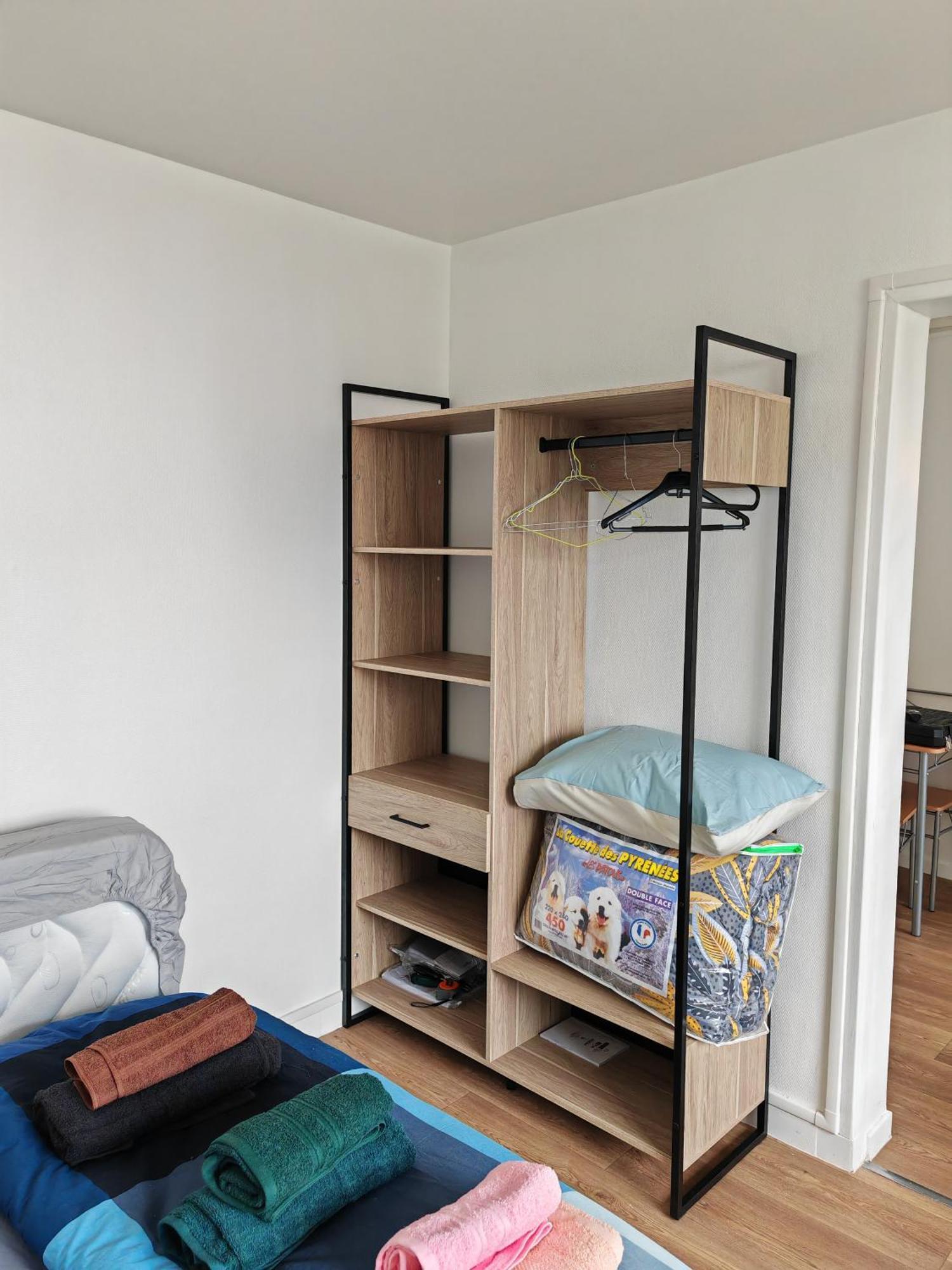 Apartamento F1 Equipe Avec Ascenseur, Parking Et Pres Des Transports Argenteuil Exterior foto