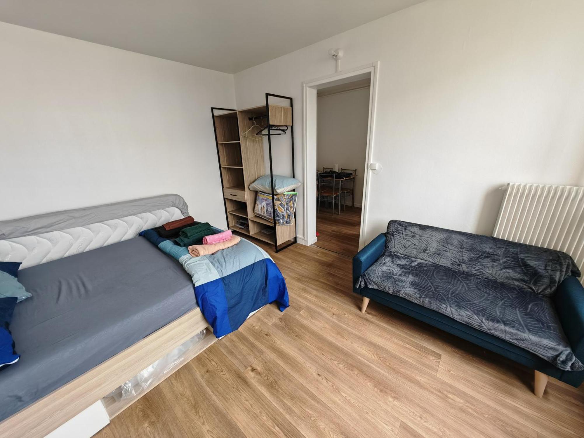Apartamento F1 Equipe Avec Ascenseur, Parking Et Pres Des Transports Argenteuil Exterior foto