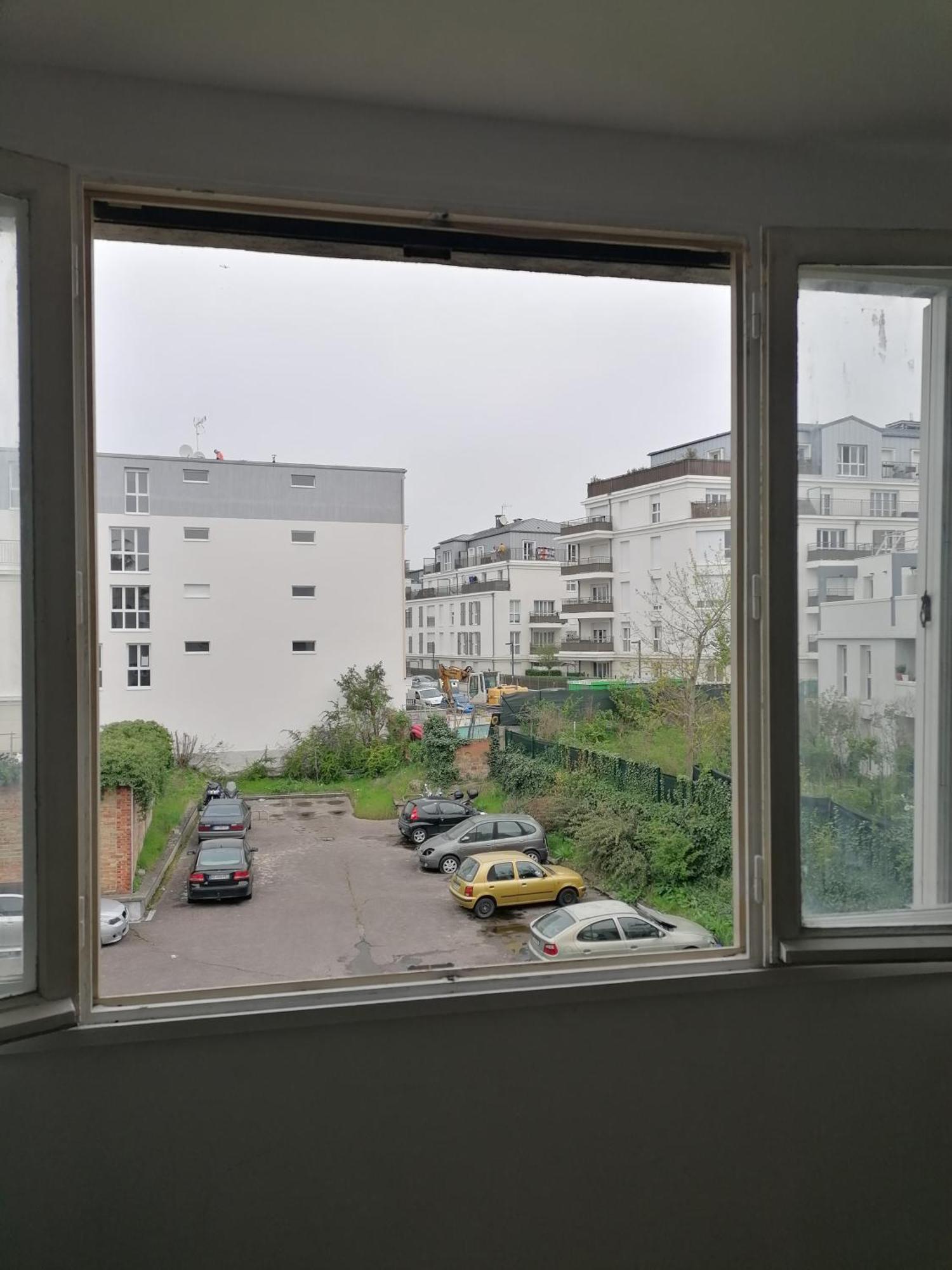 Apartamento F1 Equipe Avec Ascenseur, Parking Et Pres Des Transports Argenteuil Exterior foto